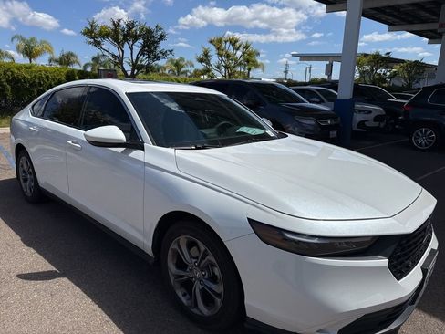 Used 2024 Honda Accord EX image 24