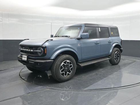 New 2025 Ford Bronco Outer Banks image 34