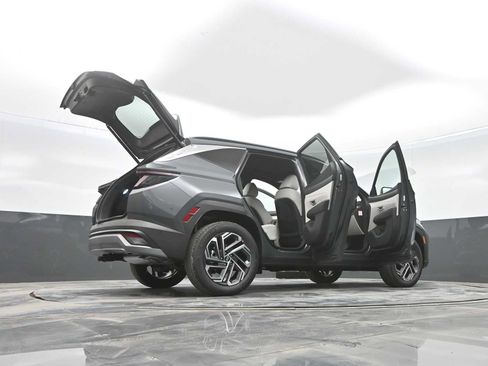 New 2026 Hyundai Tucson Limited w/ Tow & Go Package image 43