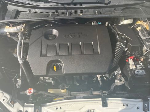 Used 2019 Toyota Corolla SE w/ Carpet Mat Package (TMS) image 12