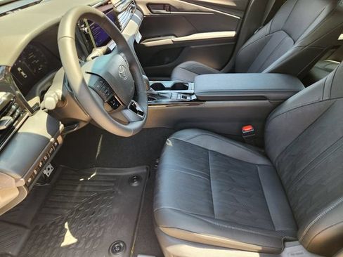 Used 2026 Toyota Camry XSE w/ Premium Plus Package FWD image 9