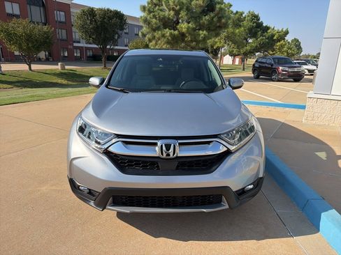 Used 2017 Honda CR-V EX image 3