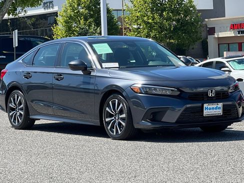 Used 2023 Honda Civic EX image 6