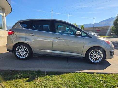 Used 2016 Ford C-MAX SEL w/ Equipment Group 302A FWD image 4