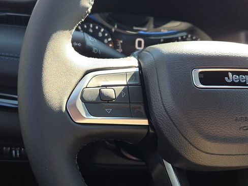 New 2026 Jeep Compass Latitude image 31