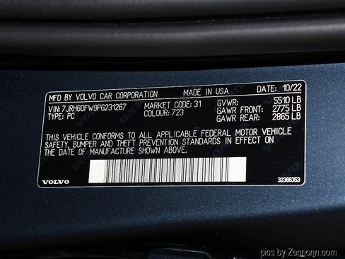 Used 2023 Volvo S60 T8 Plus image 38