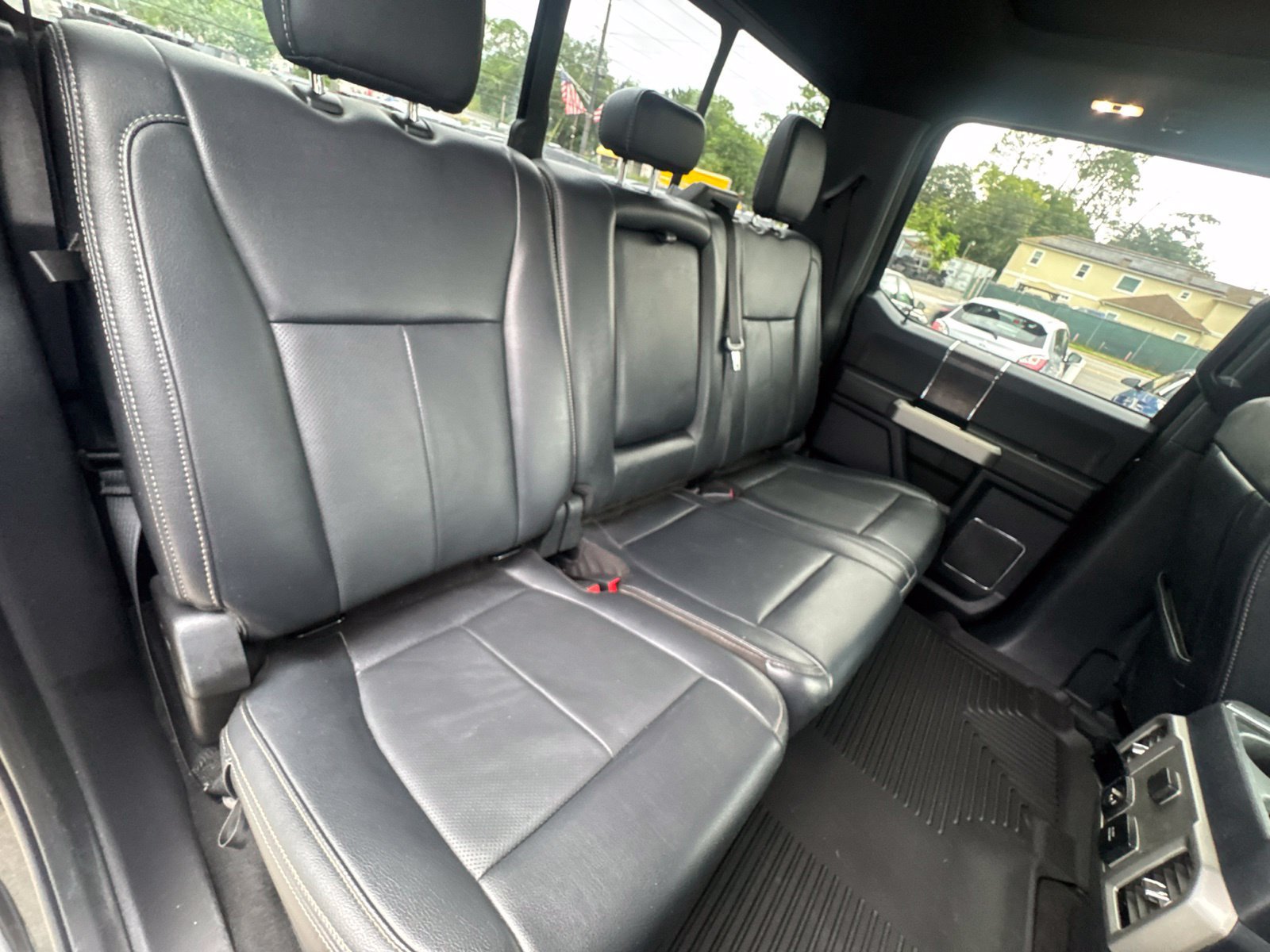 Used 2022 Ford F350 Lariat w/ Lariat Ultimate Package AWD/4WD image 21