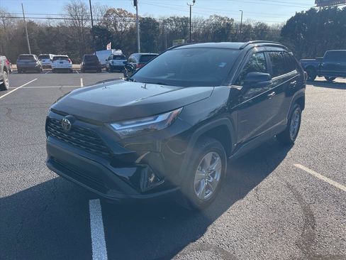 Used 2024 Toyota RAV4 XLE image 3