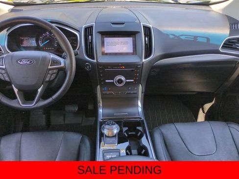 Used 2019 Ford Edge Titanium w/ Equipment Group 301A AWD/4WD image 13