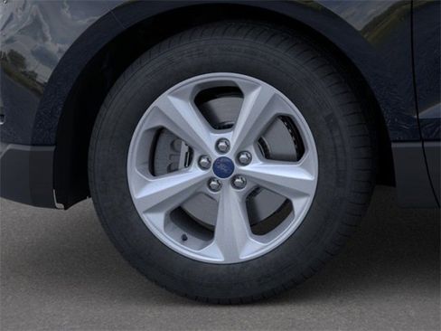 New 2024 Ford Edge SE image 19
