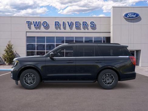 New 2026 Ford Expedition Active RWD image 3