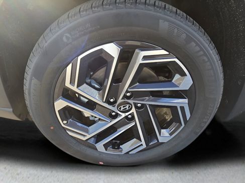 New 2026 Hyundai Tucson Limited image 9