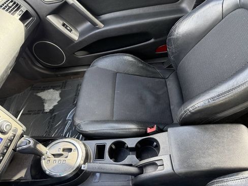 Used 2008 Hyundai Tiburon image 17