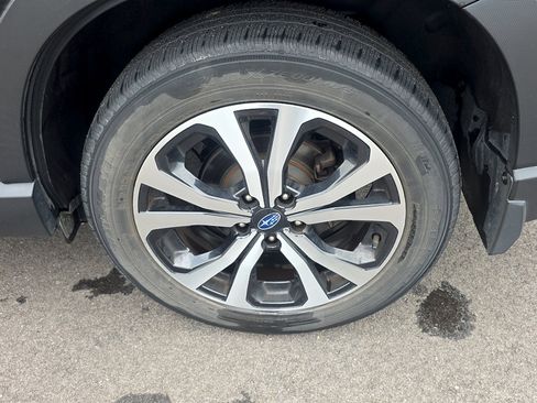 Used 2021 Subaru Forester Limited AWD/4WD image 6