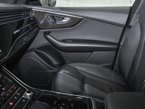 Used 2025 Audi Q8 Premium w/ Black Optic Package image 48