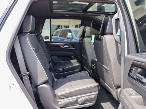New 2026 GMC Yukon Elevation AWD/4WD image 33