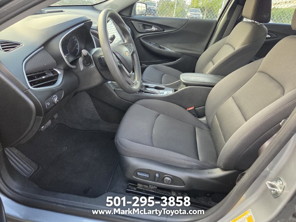 Used 2023 Chevrolet Malibu LT FWD image 7