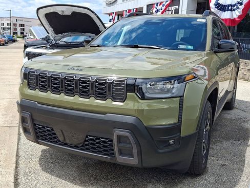 New 2026 Jeep Cherokee Laredo AWD/4WD image 3