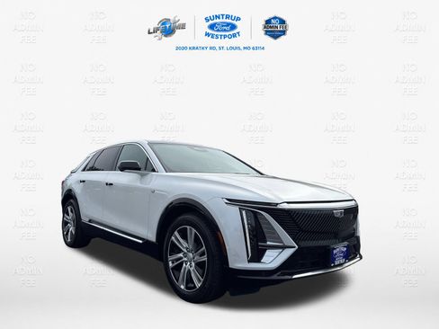 Used 2024 Cadillac Lyriq Tech RWD image 27