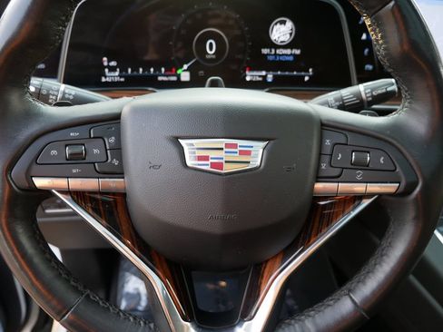 Used 2023 Cadillac Escalade Premium Luxury w/ Performance Package AWD/4WD image 18