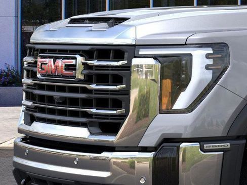 New 2026 GMC Sierra 2500 SLT w/ SLT Convenience Package image 37