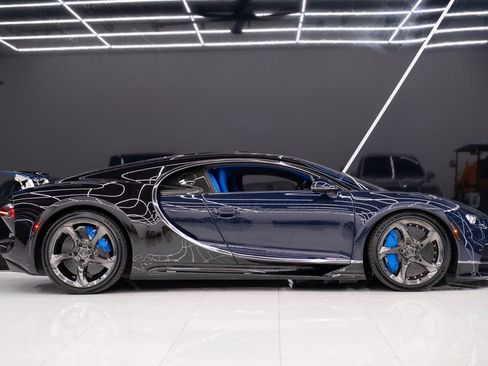 Used 2018 Bugatti Chiron image 8