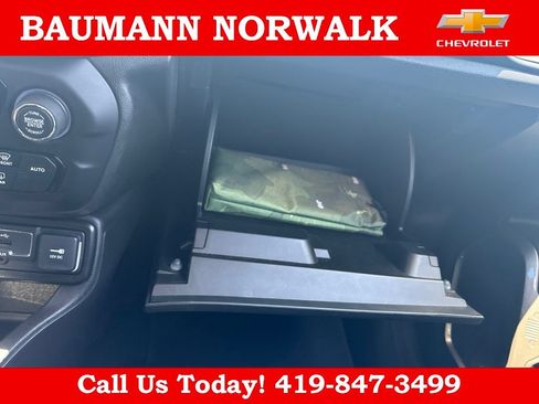 Used 2021 Jeep Renegade Limited AWD/4WD image 56