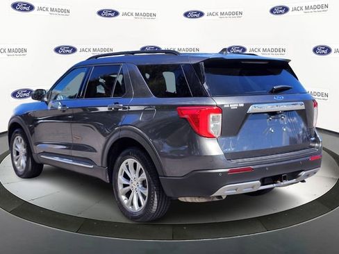 Certified 2020 Ford Explorer XLT w/ Equipment Group 202A AWD/4WD image 3