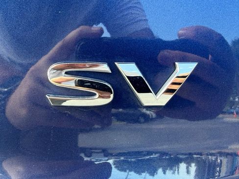 Used 2022 Nissan Rogue SV FWD image 36