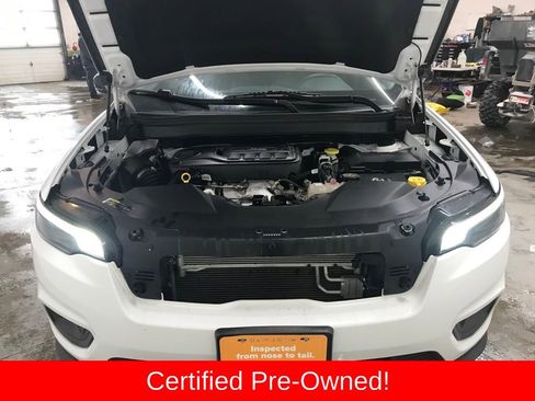 Certified 2022 Jeep Cherokee Latitude Lux w/ Sun & Sound Group image 38