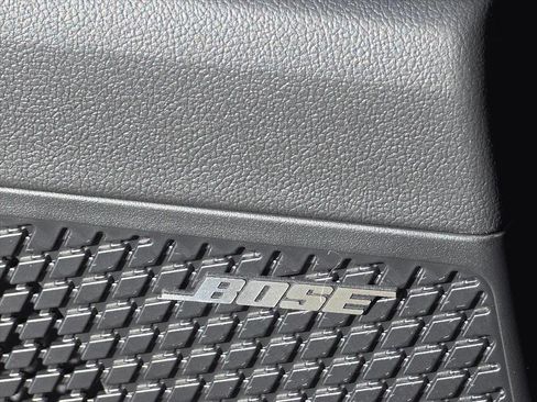 New 2026 Hyundai Elantra Limited FWD image 15