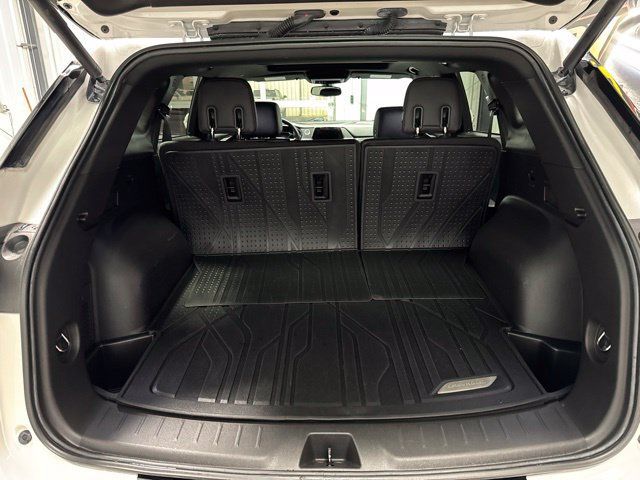 Used 2020 Chevrolet Blazer RS w/ LPO, Floor Liner Package FWD image 20