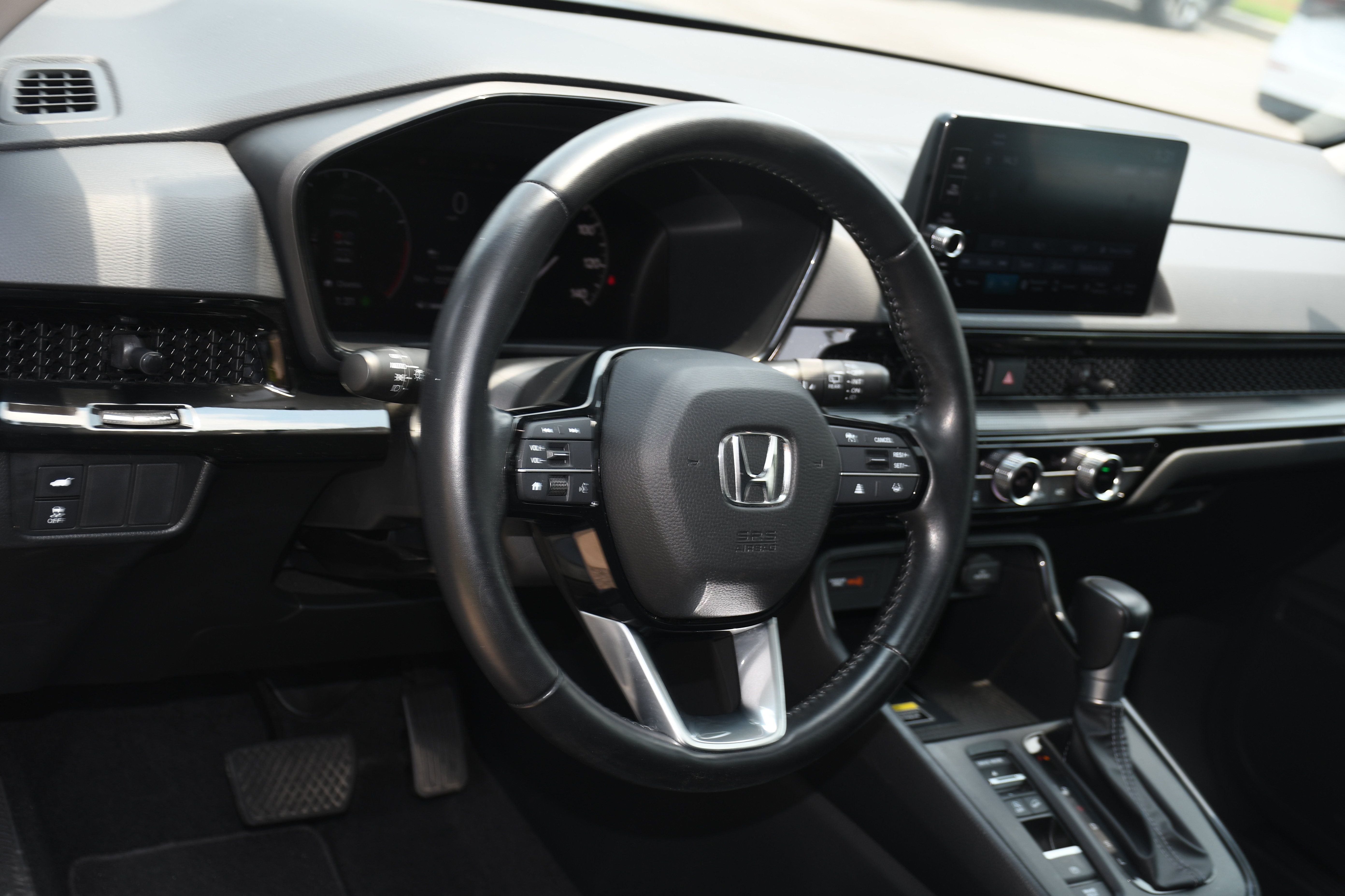 Used 2025 Honda CR-V EX-L image 9