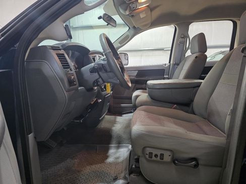 Used 2007 Dodge Ram 2500 Truck SLT image 13
