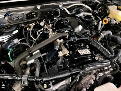 Certified 2024 Toyota Tacoma SR5 image 32