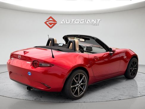 Used 2017 MAZDA MX-5 Miata Grand Touring RWD image 6