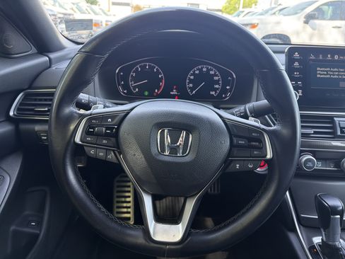 Used 2019 Honda Accord Sport image 18