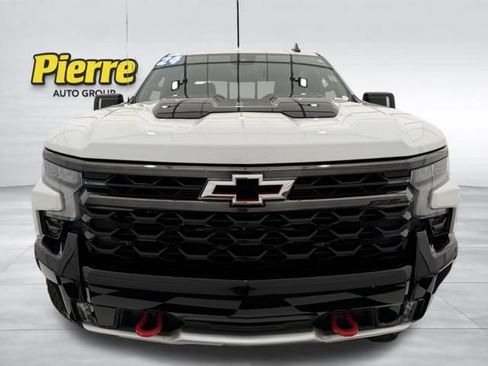 Used 2024 Chevrolet Silverado 1500 ZR2 AWD/4WD image 8