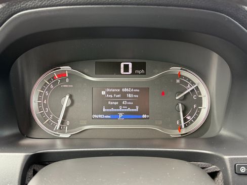 Used 2018 Honda Ridgeline RTL-T image 19