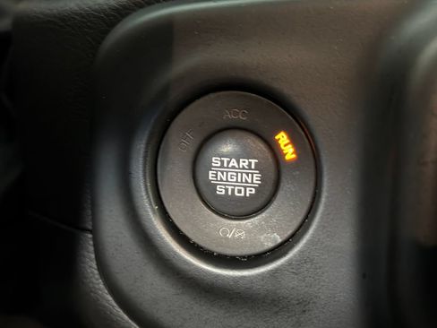 Used 2023 Jeep Wrangler Unlimited Sport AWD/4WD image 6