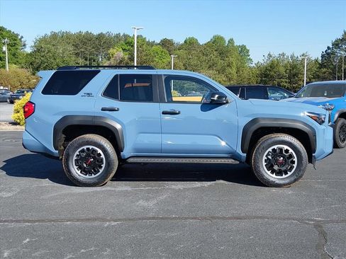Used 2025 Toyota 4Runner TRD Off-Road AWD/4WD image 2