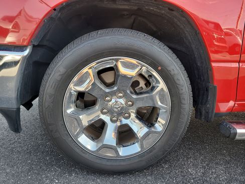 Used 2023 RAM 1500 Big Horn AWD/4WD image 10