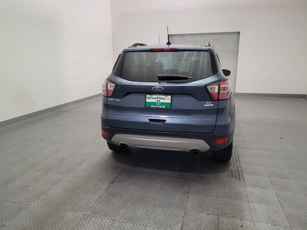 Used 2018 Ford Escape SE FWD image 7