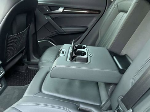 Used 2019 Audi Q5 2.0T Premium Plus image 16