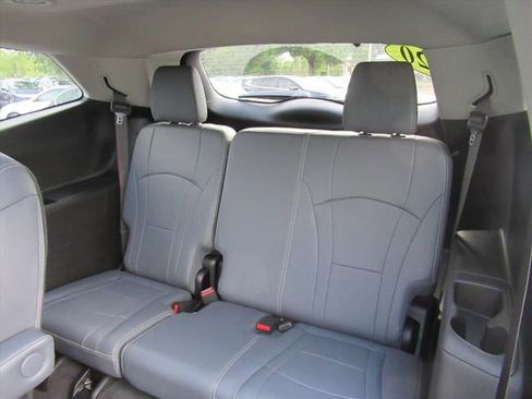 Used 2020 Buick Enclave Essence w/ Sound and Sites Package image 31