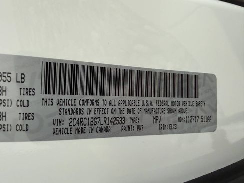 Used 2020 Chrysler Pacifica Touring-L FWD image 52
