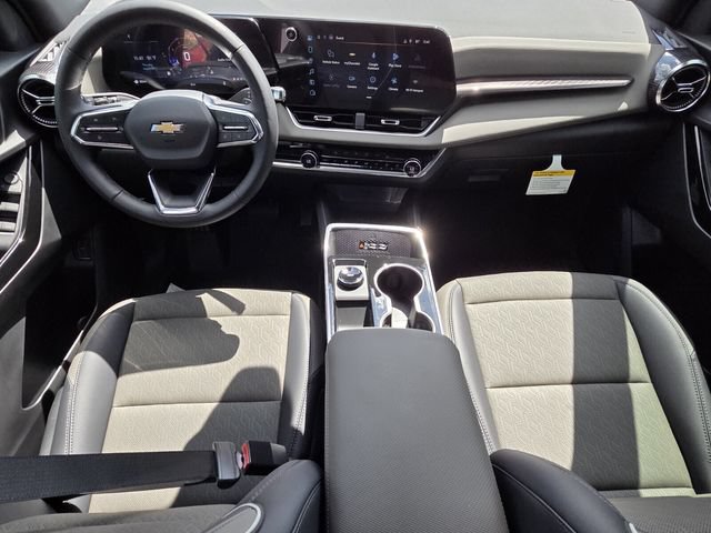 New 2027 Chevrolet Equinox LT w/ Convenience Package II FWD image 8
