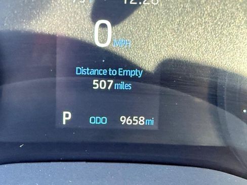 Certified 2024 Toyota Sienna XSE image 21