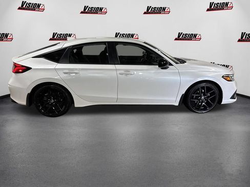Used 2023 Honda Civic Sport image 4