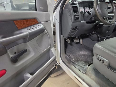 Used 2007 Dodge Ram 2500 Truck Laramie image 24